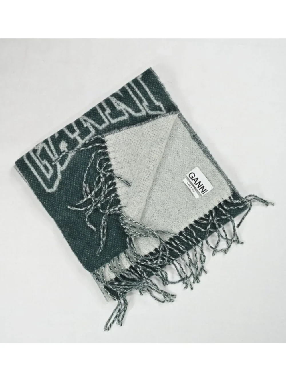 GANNI Narrow Scarf Please Recycle in Forest Night